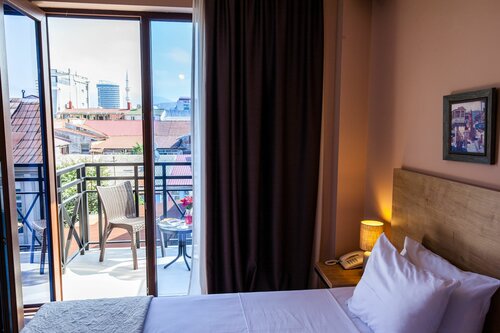 Mars Hotel 16 Vaja Pshavela Street, Забронировать Отель Отели Батуми - побережья 3 звезды, 3*