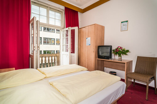 Smart Stay Hotel Station, Забронировать Отель Отели Мюнхена с парковкой, рядом с Немецкий театр, Парковка