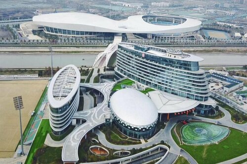 EVEN Hotel Nanjing Yangtze River by IHG, Rezerwuj Hotel Nankin Jiangsu