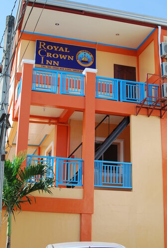 Royal Crown Inn, Забронировать Отель Отели Puerto Princesa City с парковкой, рядом с Palawan Museum, Парковка
