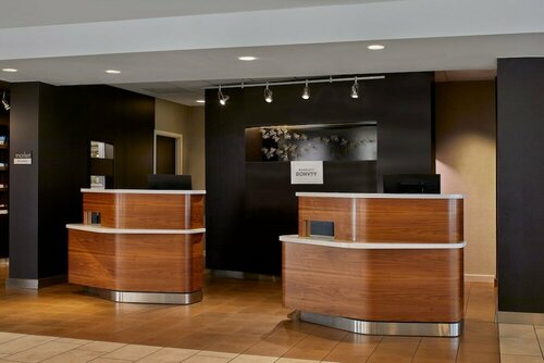 Courtyard by Marriott Memphis Airport, Забронировать Отель Мемфис Теннесси