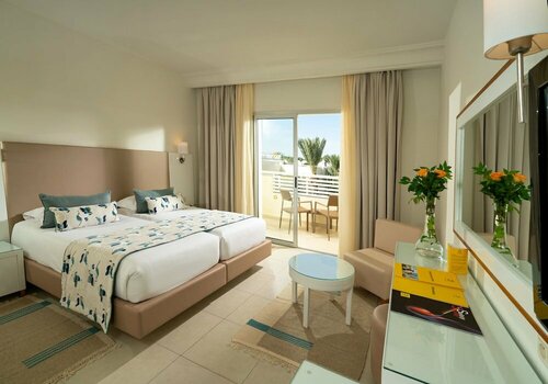 TUI MAGIC LIFE Penelope Beach - Families & Couples, Забронировать Курортный отель Эррияд Хумт-Сук
