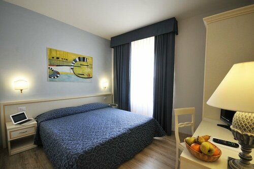 Hotel Marine, Забронировать Отель Отели Флоренции с парковкой, рядом с Галерея Уффици, Парковка