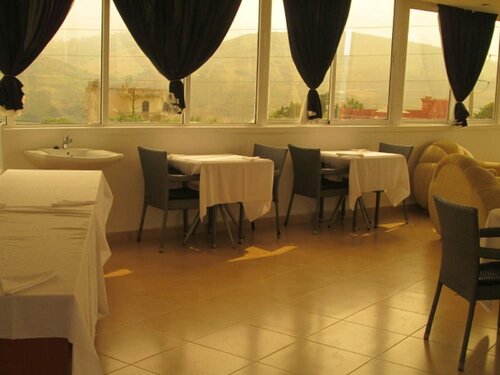 Malak Tingis, Prenota Hotel Medina of Tangier 
