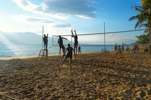 VELINN Pousada Praia do Perequê, Забронировать Гостевой дом Отели Ильябела с бассейном, рядом с Пляж Переке, Бассейн
