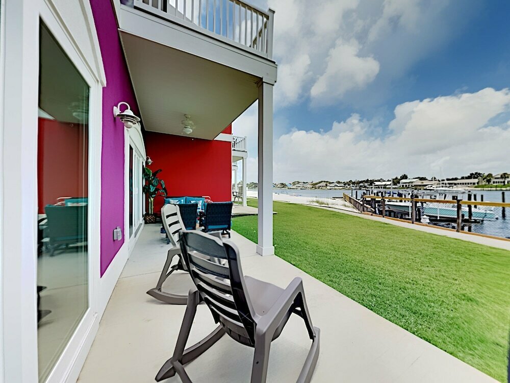 Banana Bay Townhome № 13904