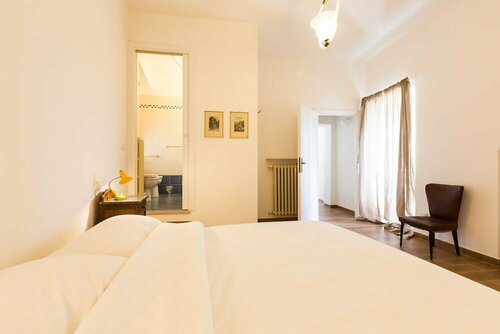 Room En Suite la Corte Assisi, Забронировать Гостевой дом Гостевые дома Ассизи, Гостевой дом