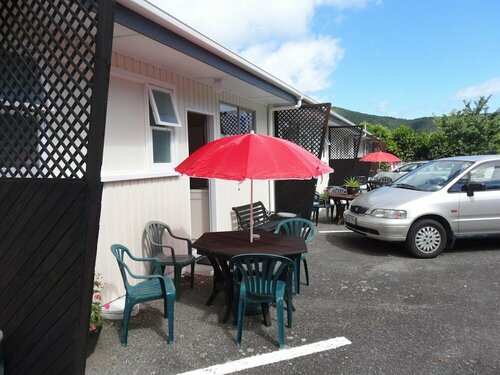 Beachside Sunnyvale Motel, Забронировать Мотель Отели Пиктон с парковкой, Парковка