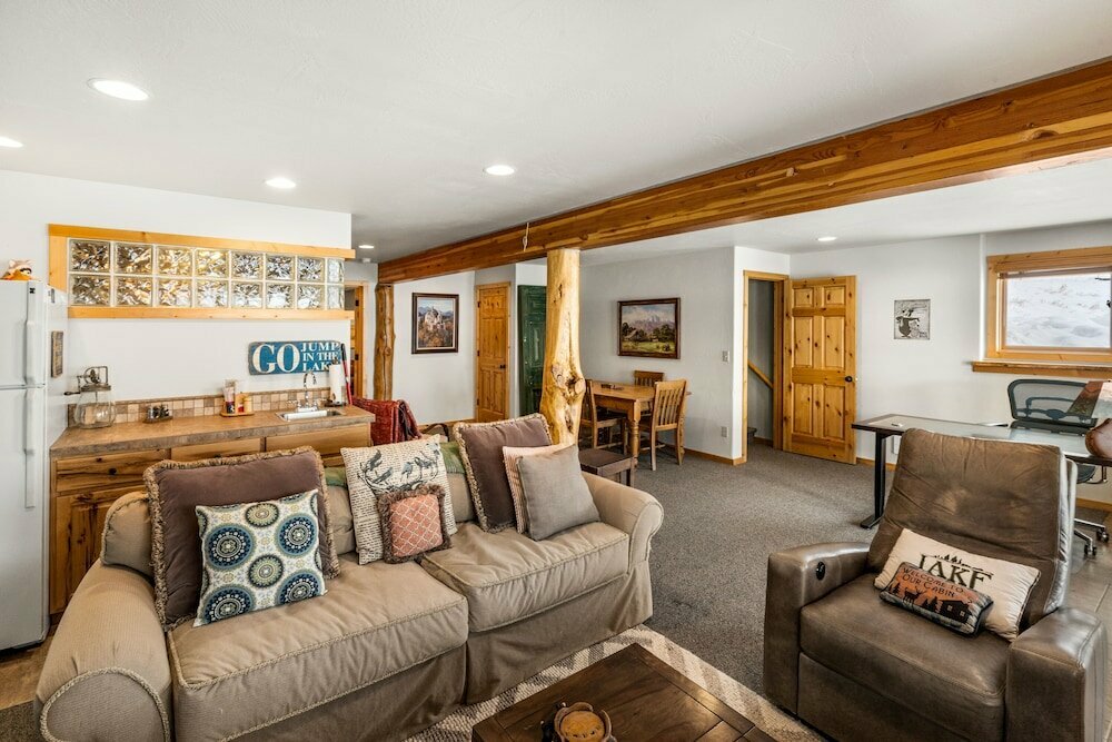 Beachside Lodge