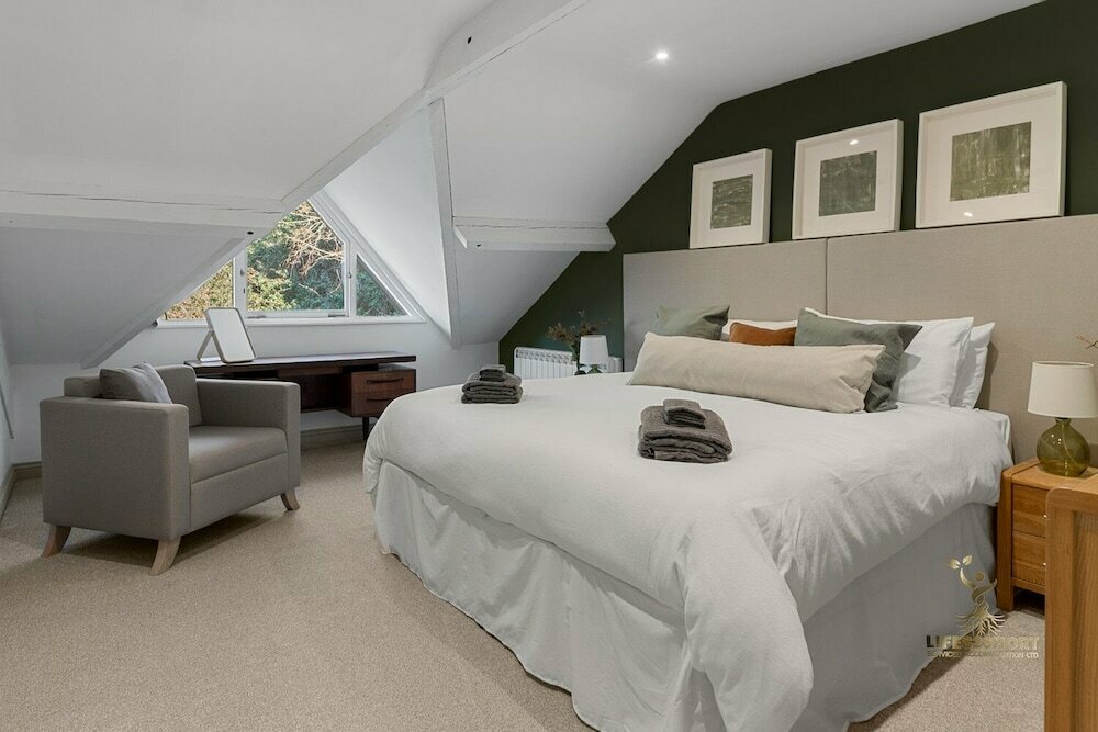 Luxe Courtyard Apt - Exeter City Centre