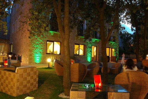 Nascar Hotel, Book Hotel Hoteller i Ogliastra med parkering, Parkering
