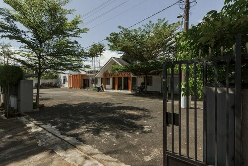 RedDoorz @ Pantai Panjang Bengkulu, Prenota Hotel Bengkulu 