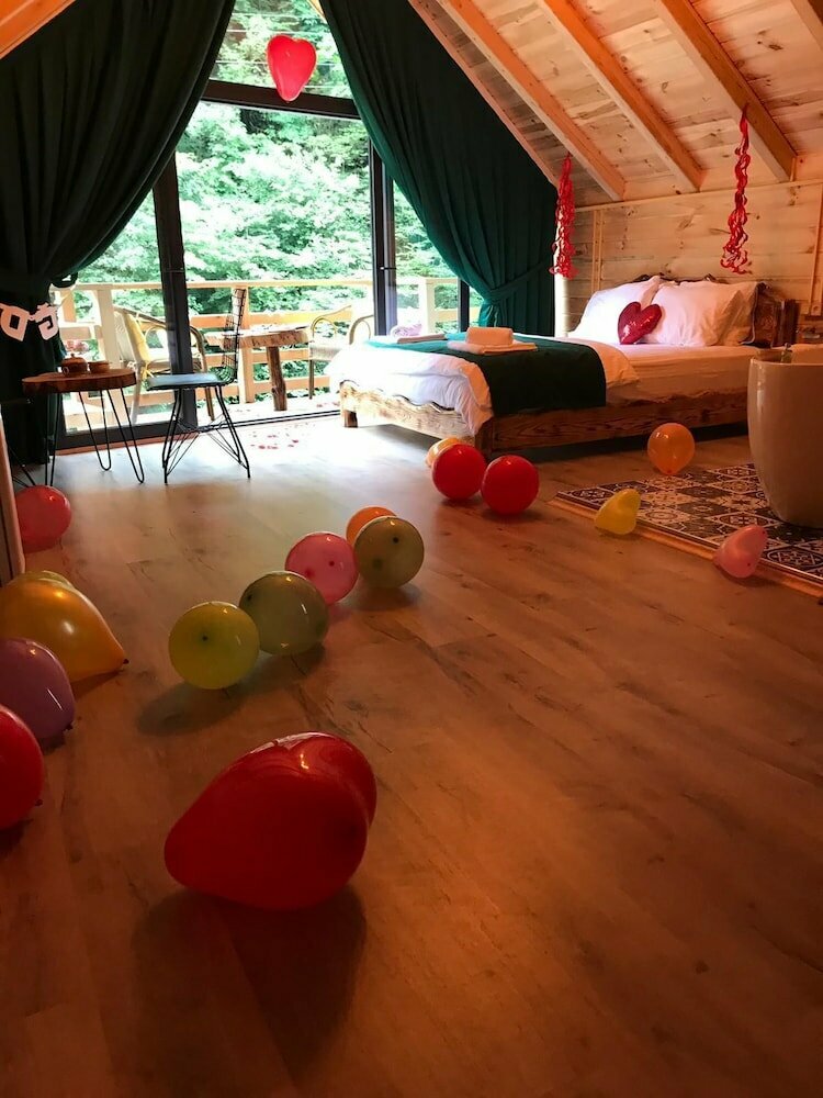Hosdere Suite
