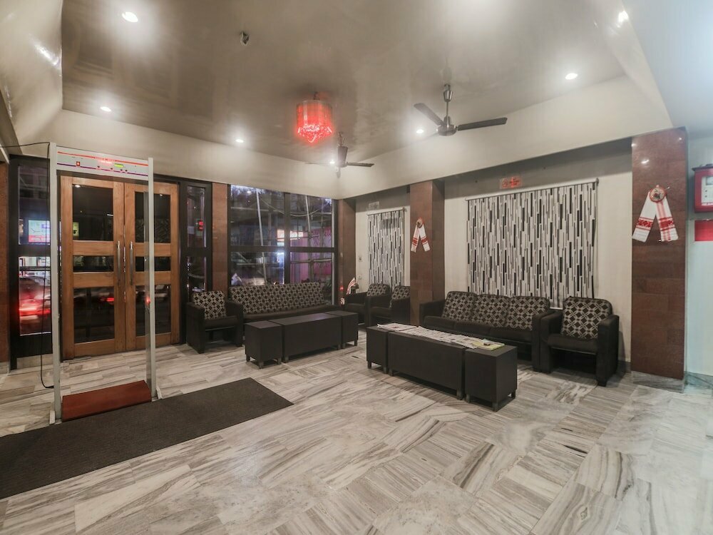 OYO 14995 Hotel Starline Paltan Bazar