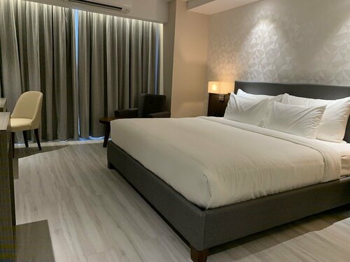 Capitol Hill Hotel and Suites, Rezervovat Hotel Wellness hotely v Pampanga, SPA