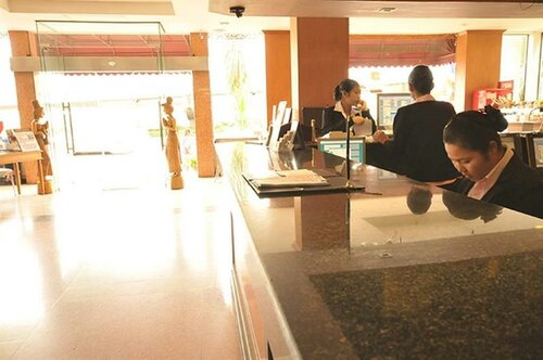Bangkok City Suite, Забронировать Отель Отели Раттхеви с завтраком, Завтраки
