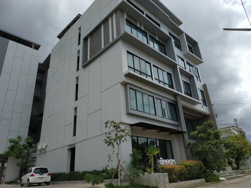Luxsna Residence, Забронировать Отель Отели Хатъяй с бассейном, рядом с Торговый центр Kim Yong, Бассейн