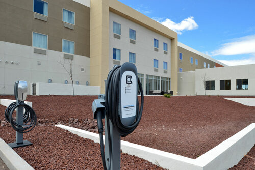 Holiday Inn Express & Suites Williams by IHG, Забронировать Отель Отели Уильямса с бассейном, Бассейн
