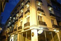 Sembol Hotel, Забронировать Отель Фатих Стамбул, рядом с Трамвайная остановка Laleli