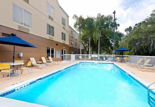 Fairfield Inn and Suites by Marriott Tampa Brandon, Забронировать Отель Тампа штат Флорида, рядом с Boing Jump Center