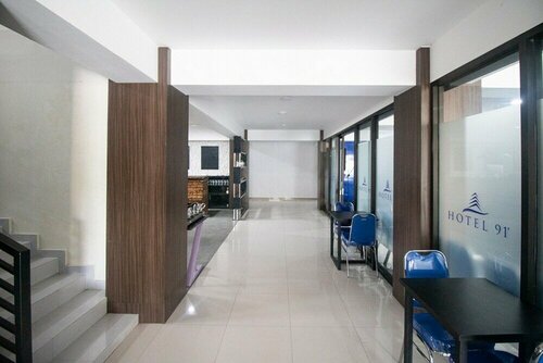 RedDoorz Syariah @ Hotel 91 Jember, Rezervați Hotel Patrang East Java