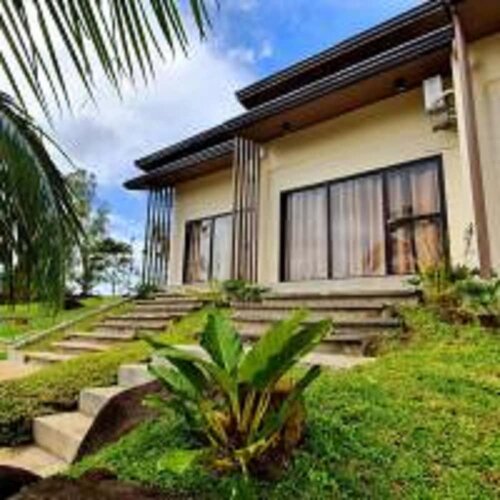 Spacio Caliraya B&B, Prenota Bed & breakfast Hotel a Laguna con piscina, Piscina