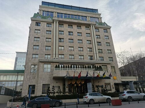 Radisson Blu Leogrand Hotel, Rezervasyon Otel Kişinev otoparklı oteller, Otopark