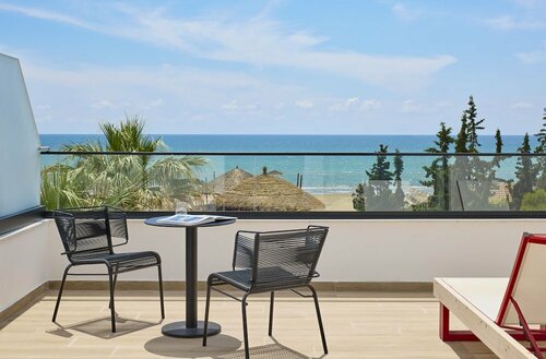 Sol Tropikal Durres, Varaa Hotelli 4 tähden hotellit kohteessa Durres County, 4*