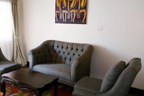 Karimba Lounge, Đặt Khách sạn Khách sạn ở Laikipia có chỗ đỗ xe, Bãi đậu xe