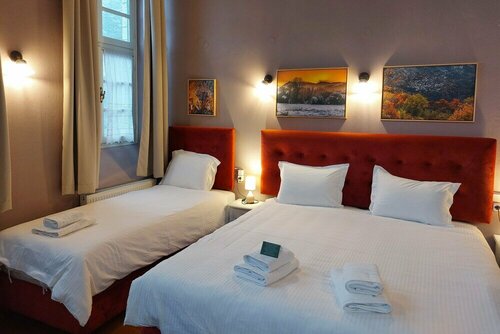 The Old School Boutique Hotel, จอง โรงแรม Sirákon 