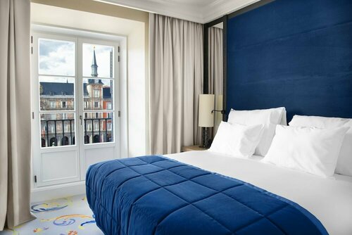 Pestana Collection Plaza Mayor, Book Hotel Hoteller i Madrid med pool, nær Edificio Grassy, Swimmingpool