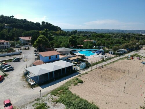 Camping Sun Beach, Prenota Campeggio Campeggi e glamping a Abruzzo, Campeggio