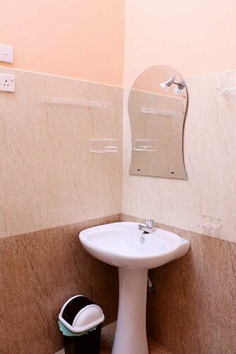 The Cool Nest Yala Hotel, Book Hotel Tissamaharama Yala National Park, nær Tissamaharama Raja Maha Vihara