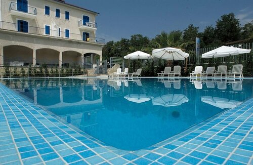 Sea Palace Hotel, Book Hotel Hotels in Calabria with a Pool, Swimming Pool