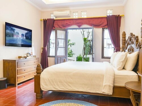 Clemmie Huis, Rezervasyon Otel Gondokusuman Yogyakarta, Mandala Krida Stadium yakınında