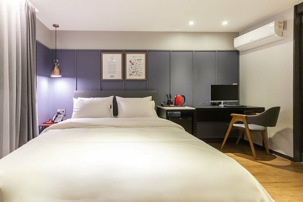 Browndot Hotel Centum