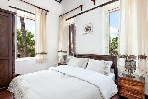 Palm Garden Guest House, Забронировать Гостевой дом Гостевые дома Никосии, рядом с House of Representatives - Nicosia, Гостевой дом