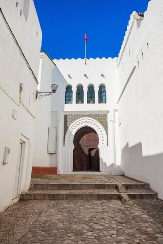 Dar Tinjâa, Забронировать Отель Отели Танжера с парковкой, рядом с Forbes Museum of Tangier, Парковка