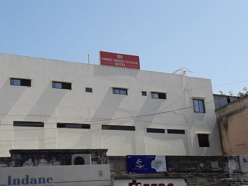 Hotel Shree Sidhhi Vinayak, Book Hotel Hoteller i Gujarat med parkering, Parkering