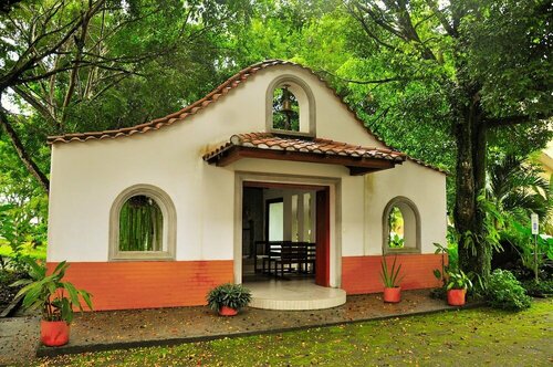 Gran Hotel De Lago - Lago Agrio, Prenota Hotel Lago Agrio 