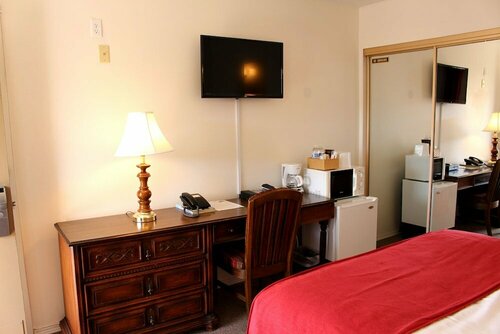 Sovana Inn, Забронировать Мини-отель Медфорд Rogue Valley, рядом с Парк Фихтнер-Мэйнвэринг