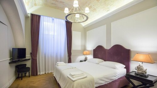 Rental In Rome Pinciana Deluxe, Book Hotel Rom Lazio