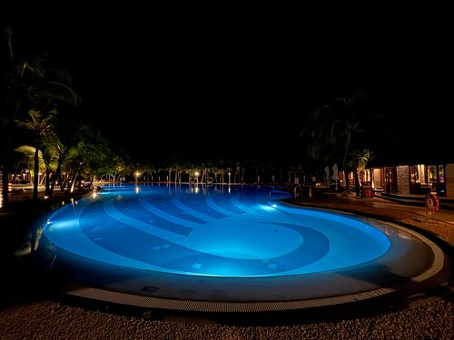 Paradis Beachcomber Golf Resort & Spa, Забронировать Курортный отель Ле-Морн Black River Gorges National Park