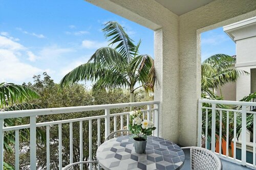 Dharma Home Suites South Miami at Red Road Commons, Забронировать Апартаменты/квартира Саут-Майами Miami Metropolitan Area
