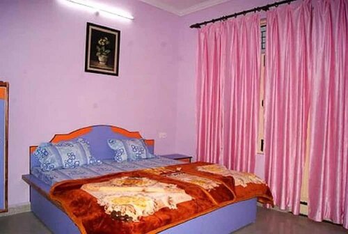 Goroomgo Surya Rishikesh, Забронировать Отель Ришикеш штат Уттаракханд