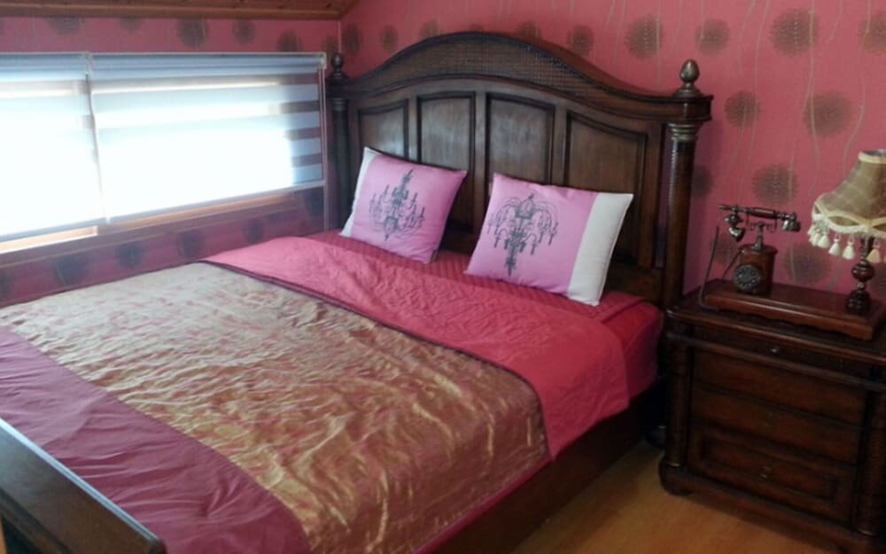 Yeosu Elvino Pension