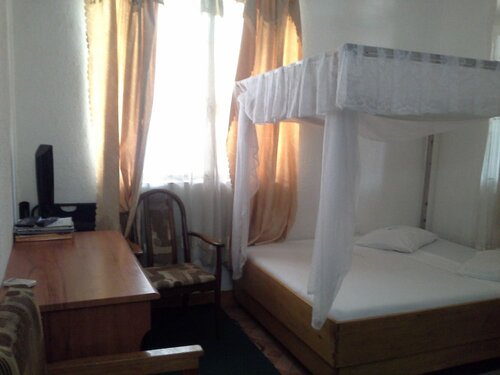 Fine Travellers Hotel, Buchen Sie Hotel Sinza Daressalam