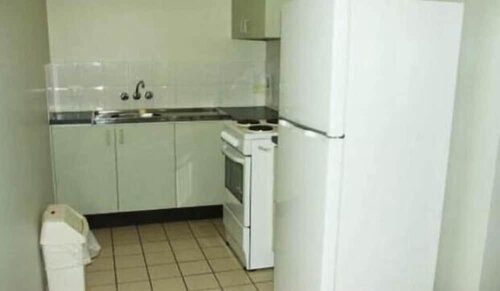 Anchorage Motor Inn, Забронировать Мини-отель Мотели Калаундра, рядом с Музей самолетов Квинсленда, Мотель