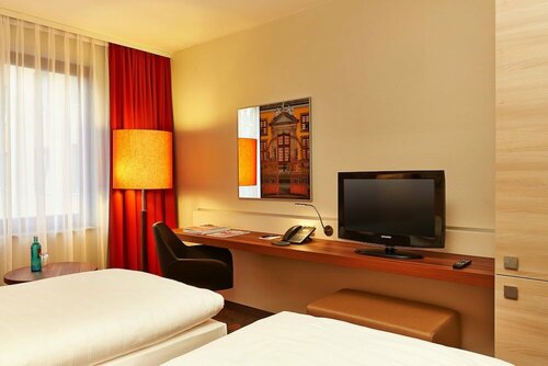 Sunday Hotel Hannover, Book Hotel Bemerode Hannover