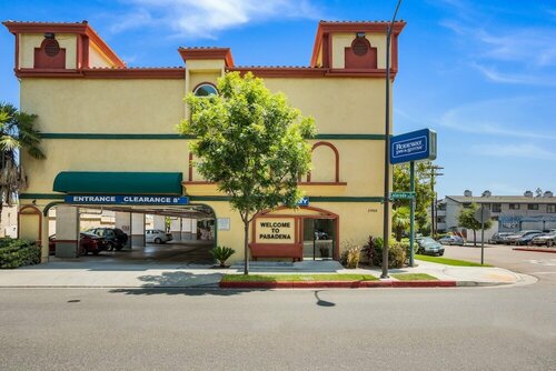 Rodeway Inn & Suites Pasadena, Забронировать Отель Пасадена Большой Лос-Анджелес